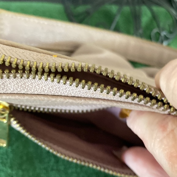 Merona blush/lavenderand gold clutch - Picture 8 of 9